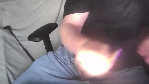 bullen2004 online show from December 18, 2025, 12:33 pm