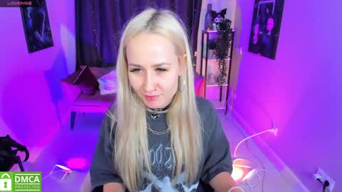 Sasha  online show from December 3, 2024, 12:16 pm