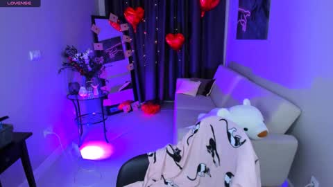 Sasha  online show from February 4, 2025, 1:48 pm