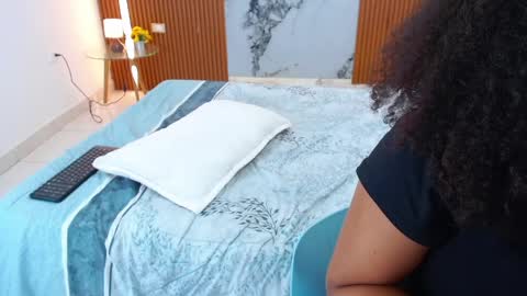 Rossi Hill online show from April 1, 2026, 1:41 pm