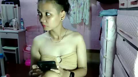 bunny_flower18 online show from December 28, 2024, 11:41 am