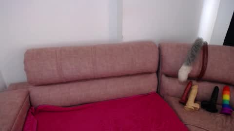 Snapshot of bunny_hoot chatting on December 13, 2024, 2:05 pm NINA online show from December 13, 2024, 2:05 pm