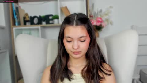 Aria online show from April 3, 2026, 7:06 am