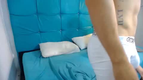 Buny  online show from October 12, 2025, 11:09 am