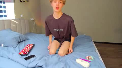 BunnyBlush online show from February 28, 2026, 7:53 am