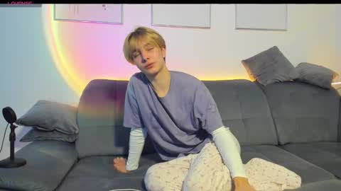 BunnyBlush online show from March 6, 2026, 9:28 am