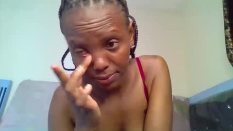 bunnydiva_ online show from November 11, 2025, 4:45 am