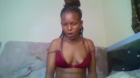 bunnydiva_ online show from November 17, 2025, 1:22 am