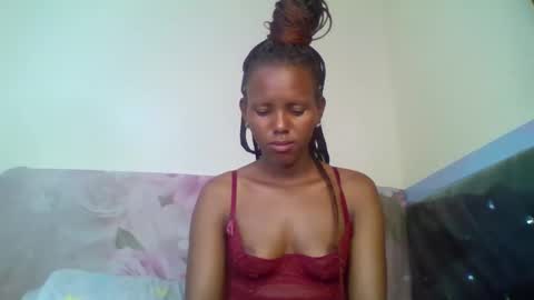 bunnydiva_ online show from November 27, 2025, 6:37 am