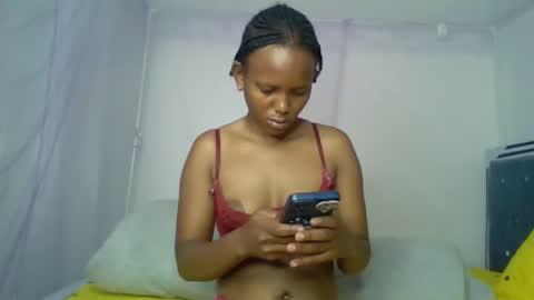 bunnydiva_ online show from June 5, 2026, 2:18 am