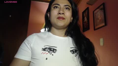 Snapshot of bunnyemilyr0s33 chatting on December 19, 2024, 10:45 am bunnyEmilyR0s33 online show from December 19, 2024, 10:45 am