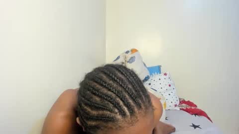 bunnygurl online show from November 19, 2025, 9:53 am