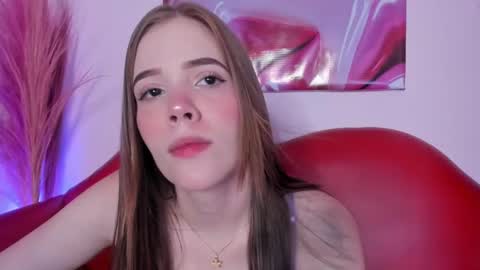 Snapshot of bunnyleahxxx chatting on February 8, 2025, 8:42 pm ANASTASIA online show from February 8, 2025, 8:42 pm