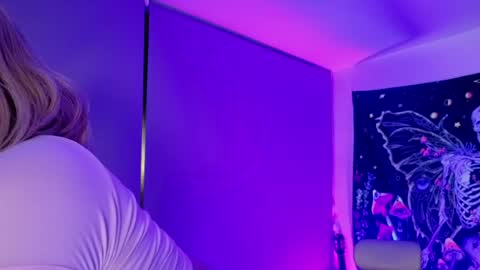   online show from March 27, 2026, 3:45 am