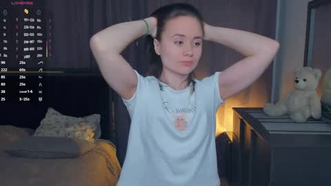 Lizy online show from April 7, 2026, 7:58 pm