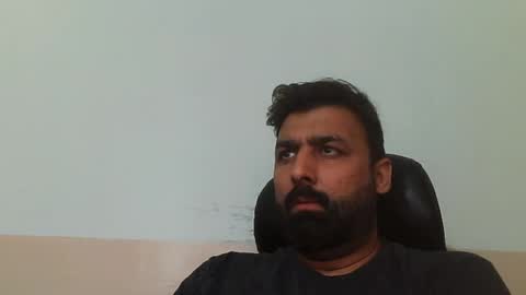 Hairy Arabian online show from February 13, 2025, 4:32 am