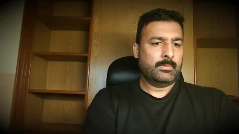 Hairy Arabian online show from October 15, 2025, 4:01 am