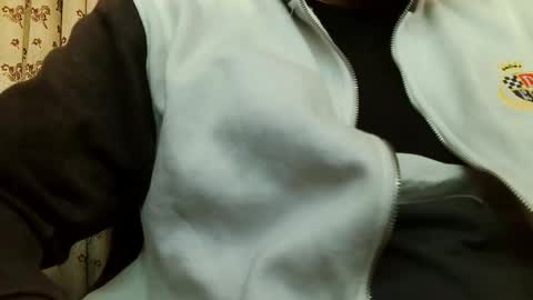 Hairy Arabian online show from February 11, 2026, 5:01 am