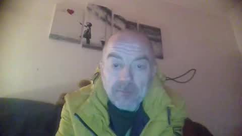 burnleyguy1977 online show from January 10, 2025, 4:12 am