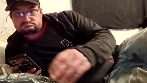 Snapshot of burnout1315 chatting on April 1, 2026, 5:08 am Burnout1315 online show from April 1, 2026, 5:08 am