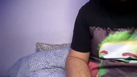 Snapshot of bury703709 chatting on November 2, 2025, 1:46 pm Creazy dad online show from November 2, 2025, 1:46 pm