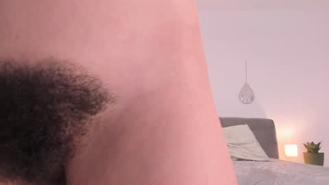 Larisa online show from December 5, 2024, 6:44 pm