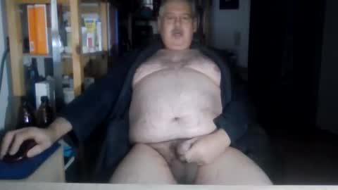 busi online show from December 3, 2025, 1:46 am