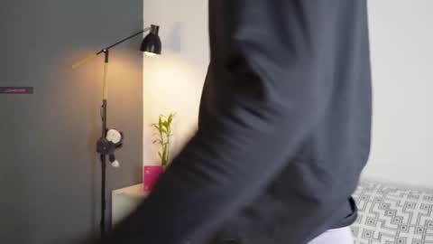 Buster independent model online show from October 6, 2025, 4:59 pm