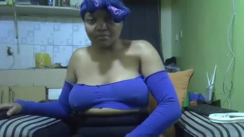 Snapshot of busty_kenzi chatting on January 4, 2025, 9:31 pm busty kenzi online show from January 4, 2025, 9:31 pm