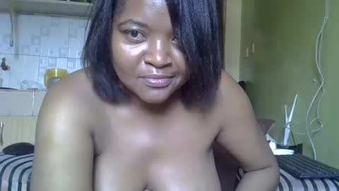 Snapshot of busty_kenzi chatting on January 8, 2025, 12:58 pm busty kenzi online show from January 8, 2025, 12:58 pm