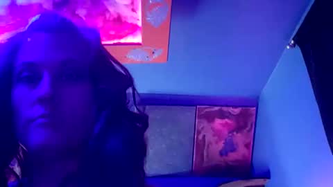 busybee83 online show from January 26, 2025, 9:19 am