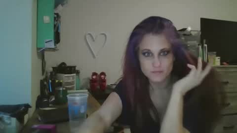 busybee83 online show from January 14, 2026, 10:36 pm