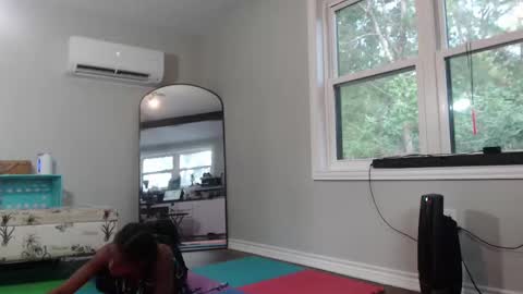 Goddess online show from September 29, 2025, 10:58 pm