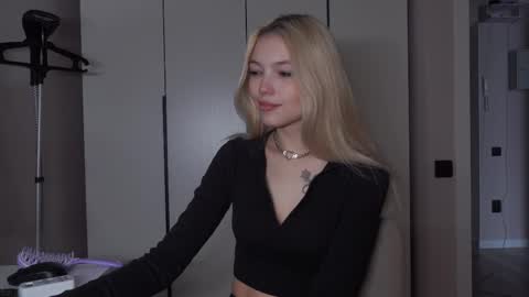 butteflai online show from March 13, 2026, 7:48 am