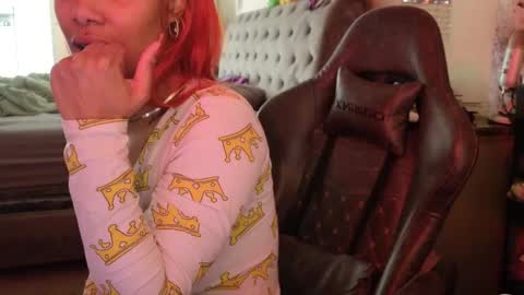 Snapshot of butterflybootyy chatting on October 17, 2025, 5:15 pm butterfly booty online show from October 17, 2025, 5:15 pm