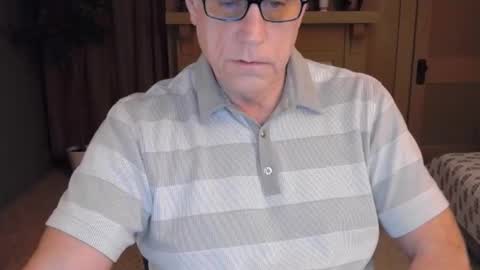 Miles online show from December 25, 2024, 9:02 am