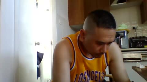 buzzalds888 online show from March 23, 2026, 2:15 am