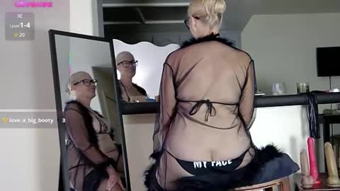 Bee and John online show from January 19, 2026, 12:58 am