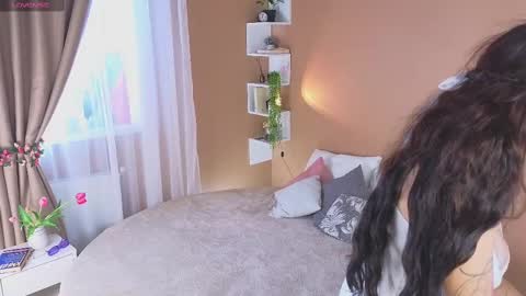 Kira online show from March 11, 2025, 8:09 am