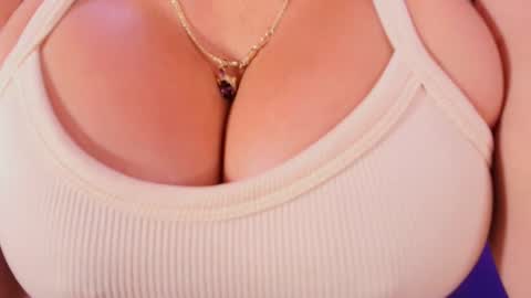 Carolina online show from February 25, 2026, 3:05 am