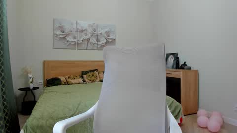 Lita online show from March 5, 2026, 2:40 am