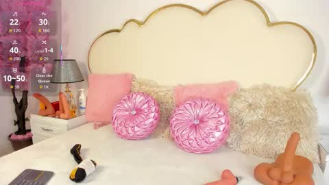 Cahitlin  online show from September 17, 2025, 5:20 am