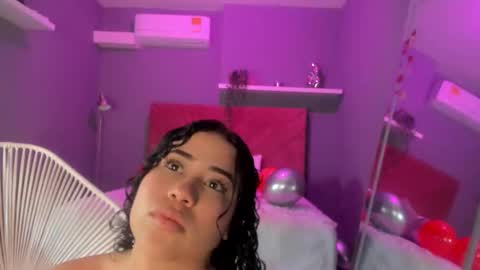 Snapshot of cailing chatting on February 18, 2026, 10:55 am I am Katherine online show from February 18, 2026, 10:55 am