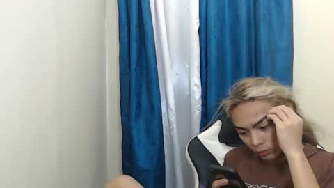 Snapshot of caitessa_bellemoir chatting on March 11, 2026, 2:01 pm caitessa_bellemoir online show from March 11, 2026, 2:01 pm