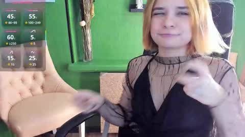 Gina online show from November 12, 2025, 8:37 am