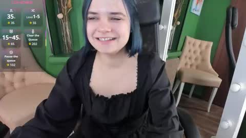 Gina online show from November 18, 2025, 9:58 am