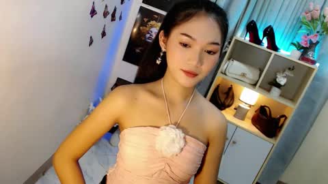 caitlin online show from November 30, 2025, 7:29 pm