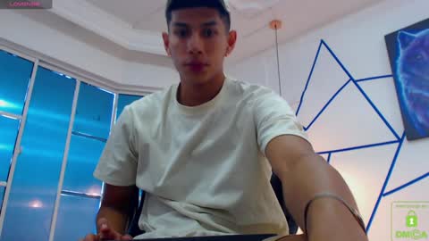 Valerio  online show from December 11, 2024, 8:39 pm