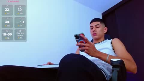 Valerio  online show from February 18, 2025, 7:52 pm