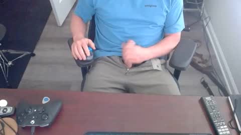 calibratorjosh online show from April 17, 2026, 7:28 pm